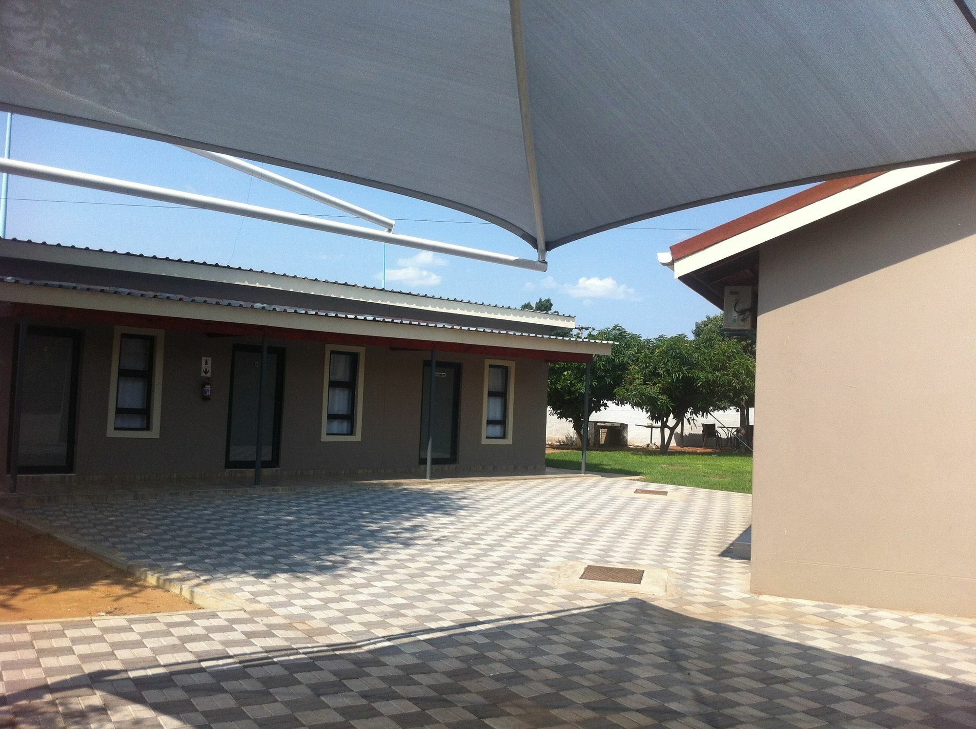 Cosy Palms Bed and Breakfast Gaborone Exteriör bild
