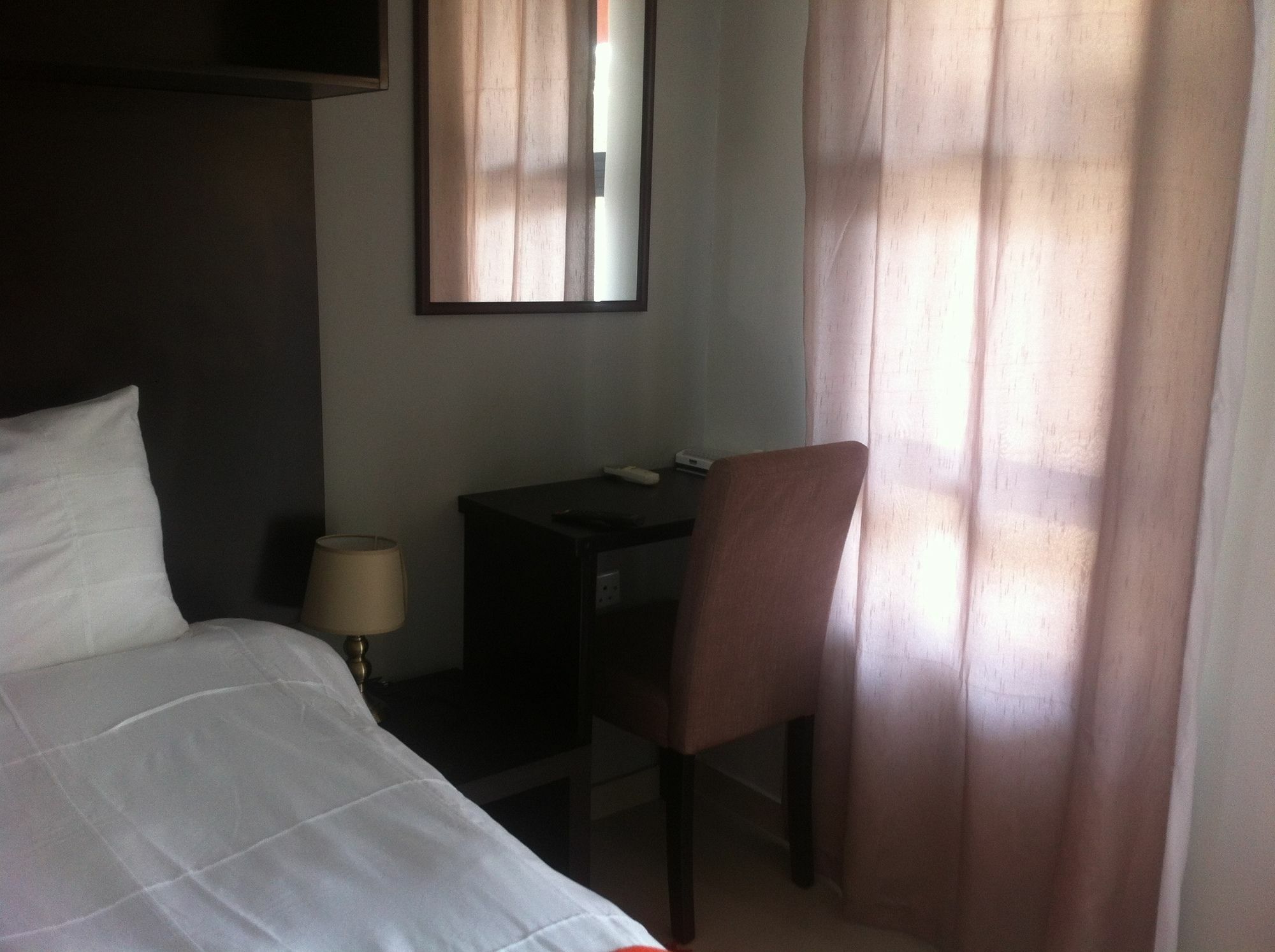 Cosy Palms Bed and Breakfast Gaborone Exteriör bild